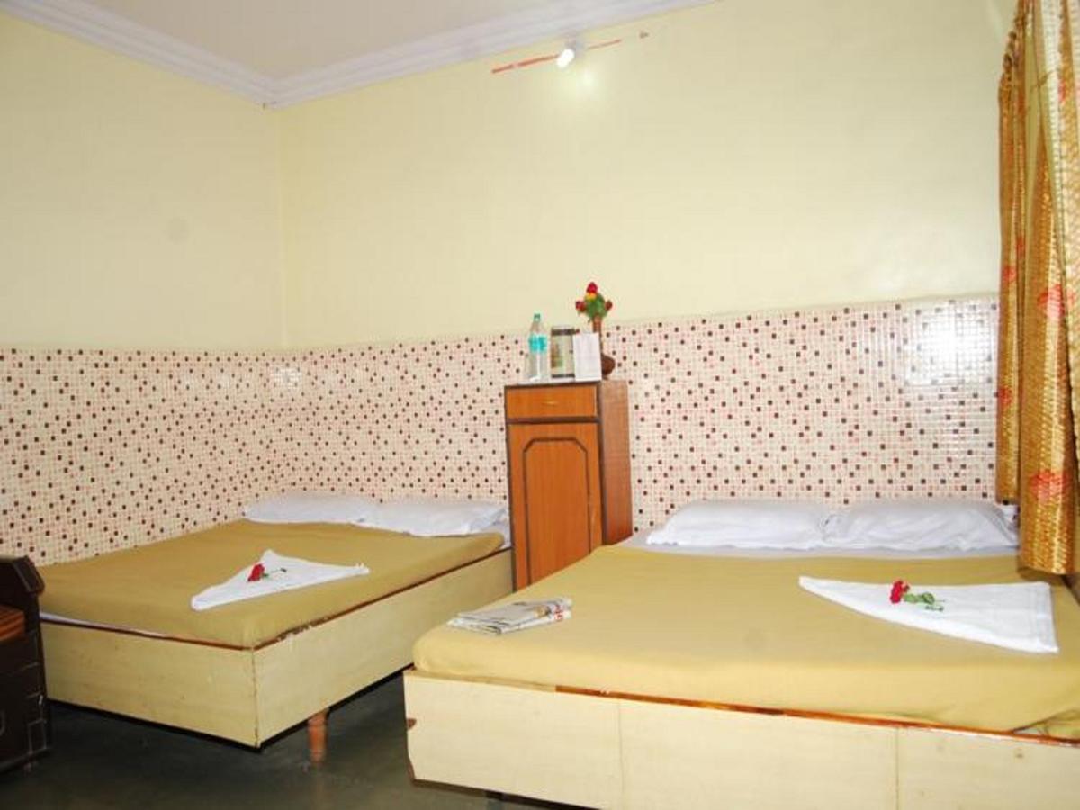 Hotel Utsav Shirdi Exterior photo